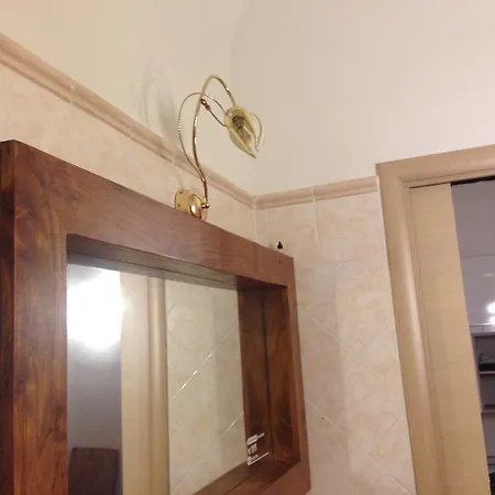 Casa Dell'olmo * チビタベッキア